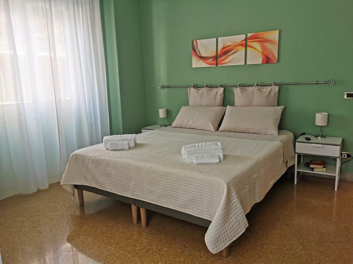 Elera Holiday Apartment Палермо Экстерьер фото